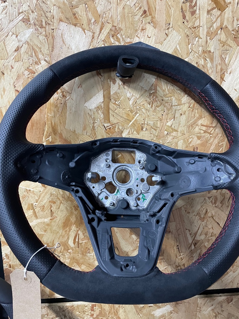 vw-t6.1-Custom-Steering-Wheel-6