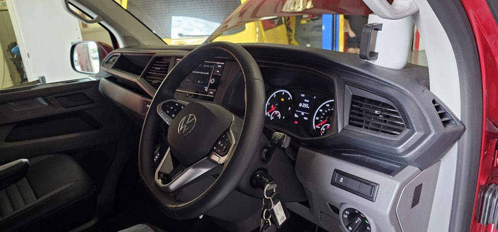 VW T6.1 Pre virtual cockpit